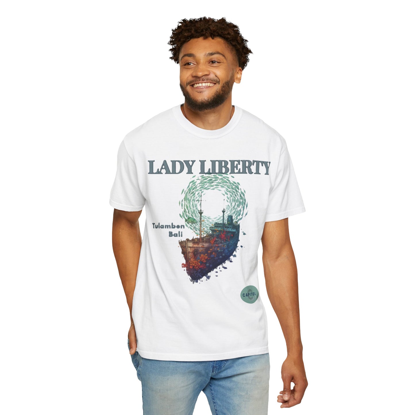 Lady Liberty ship Graphic T-Shirt — Cool T-shirt of Lady Liberty wreck ship Art Tee